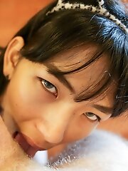 Horny hung TS shows off her Asian small tits in first Bangkok porno